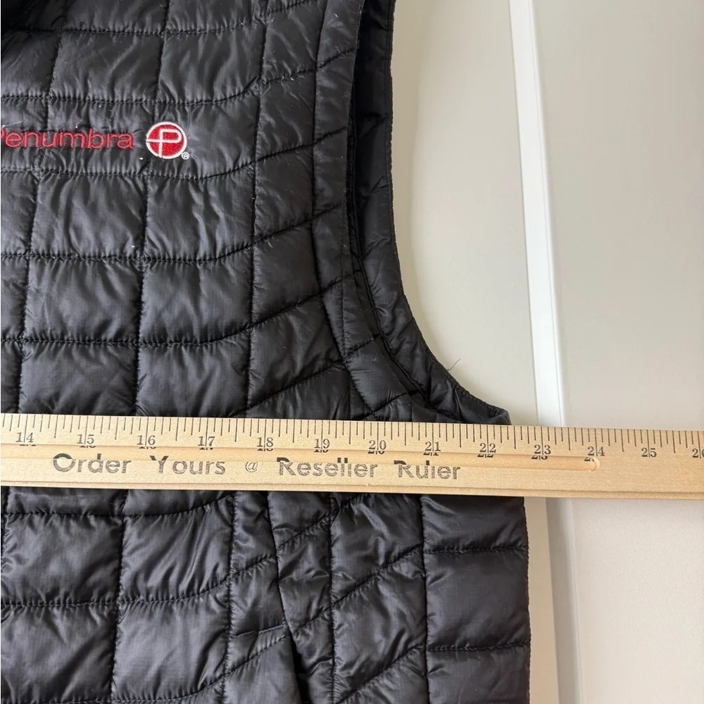 the North Face Quilted Vest Men’s Large Thermoball Eco Black Packable corp logo